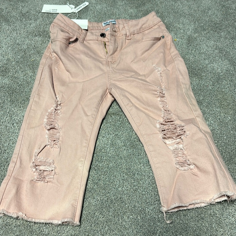 Nina Rossi pink women’s capris size 7